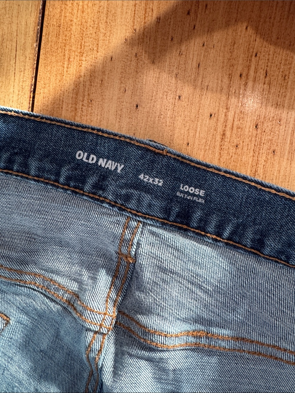 Old Navy Men's Loose Relaxed Light Blue Jeans